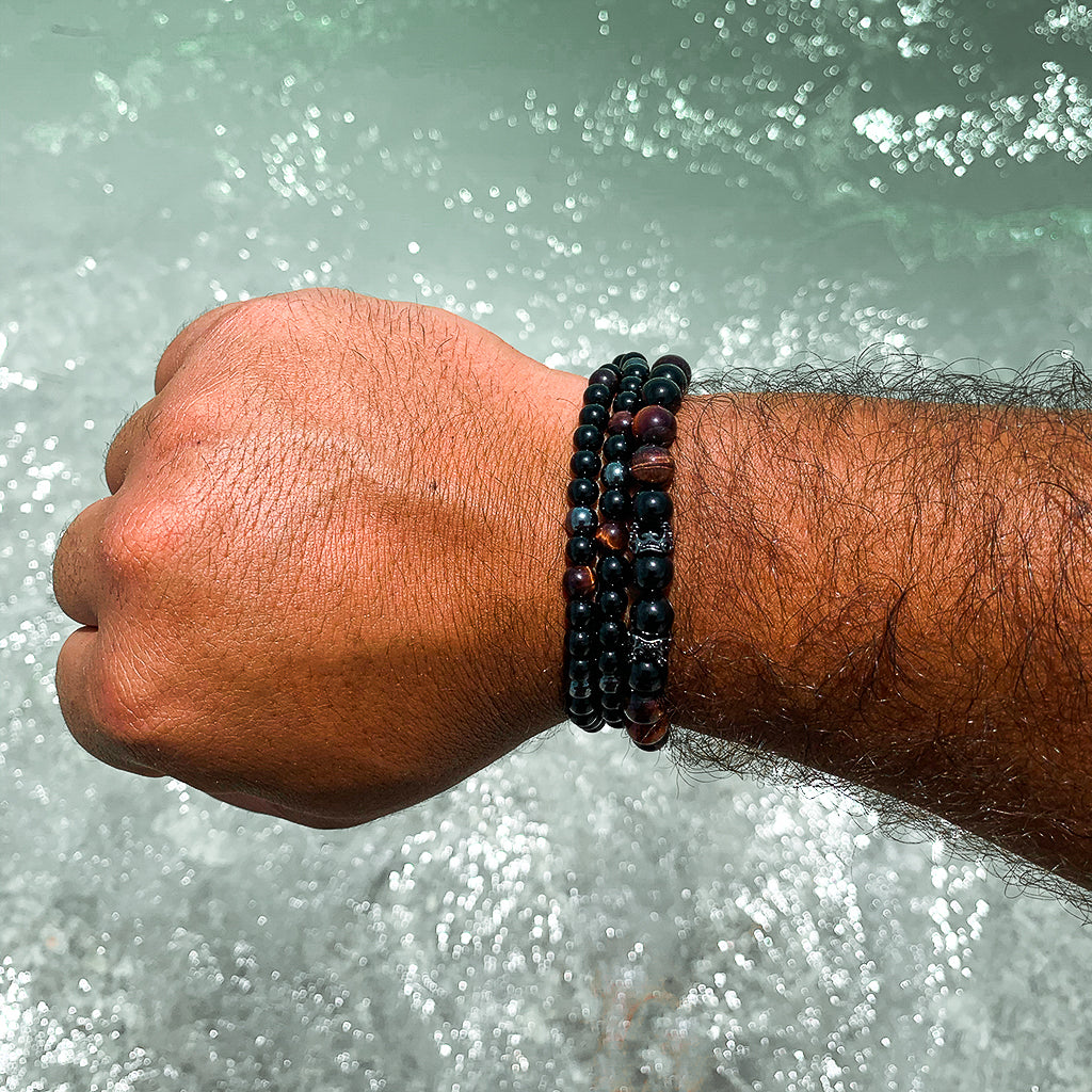 red tiger eye onyx mens stretch bracelet stack